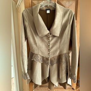 Soft tan fitted jacket